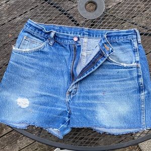 Rustler Distressed Cutoff Denim Shorts sz 34 mens